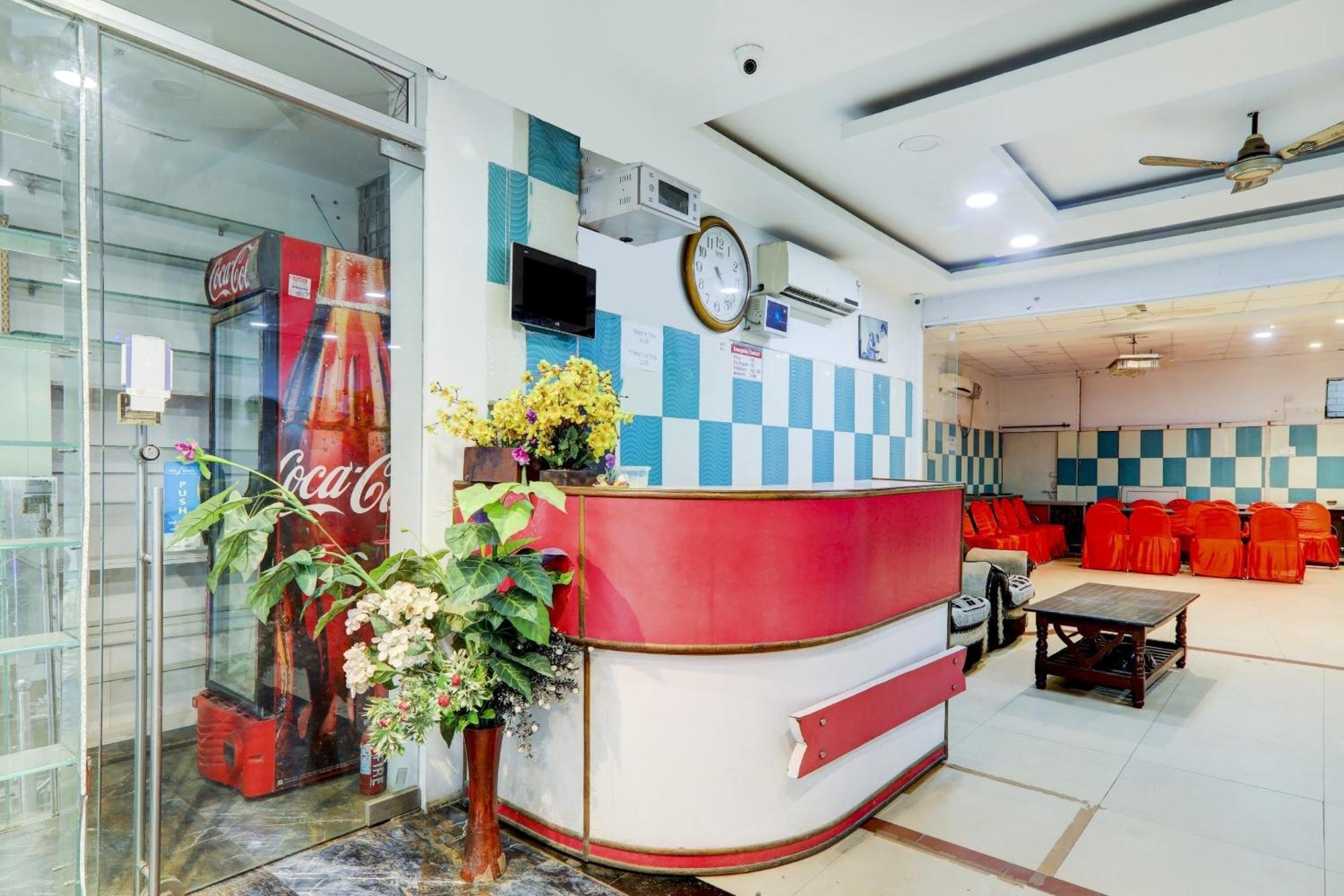 Hotel O Moon Palace Near Sahara Ganj Mall Lucknow Exterior photo